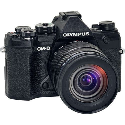 Olympus OM-D E-M5 III (12-45 F4) Black